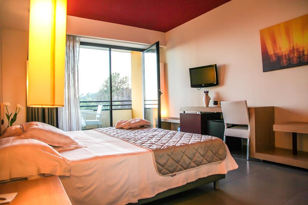 Esperia Palace Hotel & Resort Spa Zafferana Etnea Extérieur photo